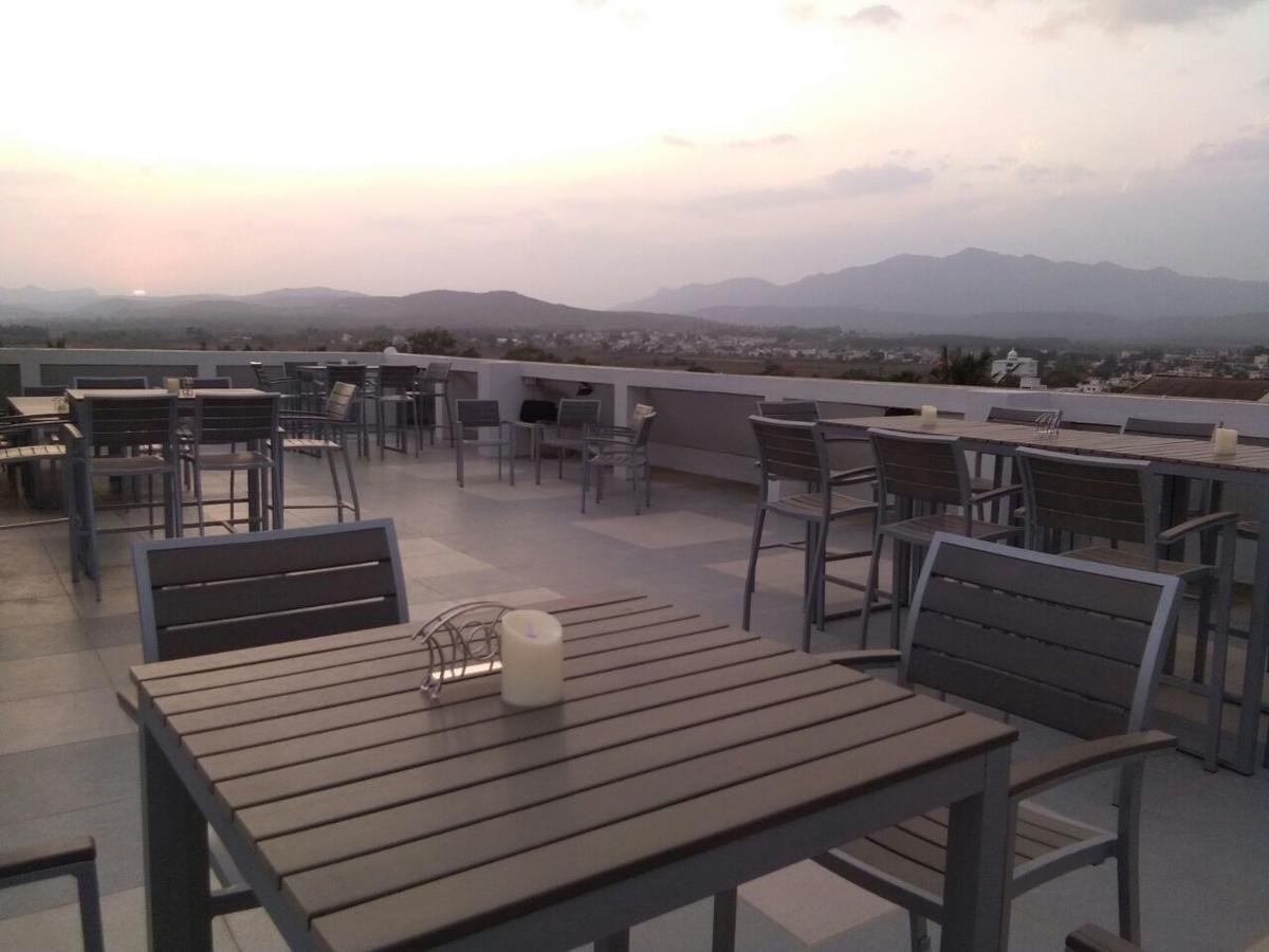 Hotel Aadrika Chikmagalūr Exterior foto